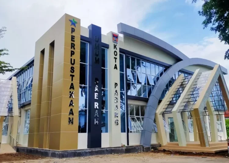 Gedung Pustaka Kota Padang Rampung, Pengunjung Baru Dibolehkan Desember