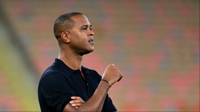 Publik Sumbar Soroti Kegagalan Timnas, Kluivert Terpojok