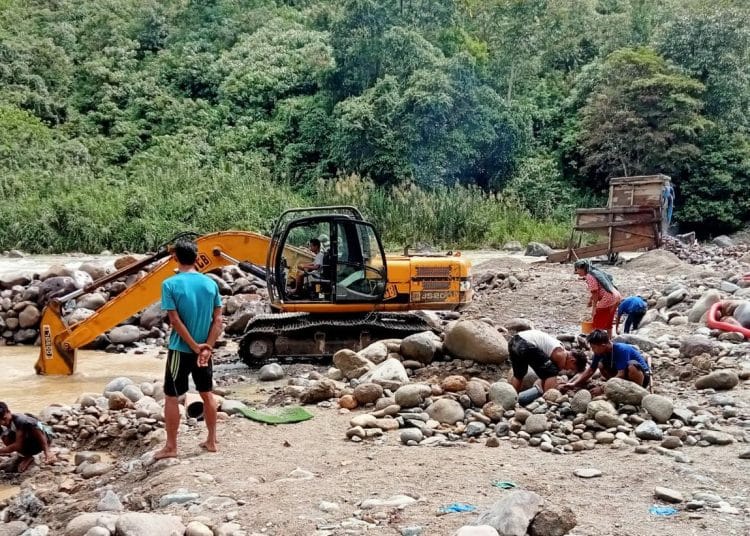 Tambang Emas Ilegal Marak di Pasbar, Pemda dan APH Gagal Jalankan Tugas