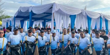 Rekor MURI Aksi Bersih Pantai, Tapi Apa Pantai Padang Lestari?