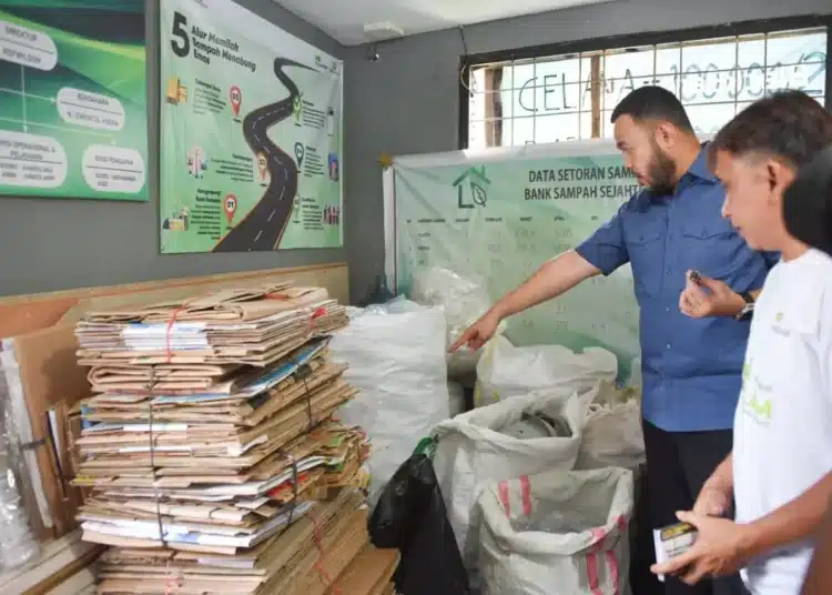 Wako Padang Tinjau Bank Sampah, Siapkan Sanksi Sosial dalam Revisi Perda