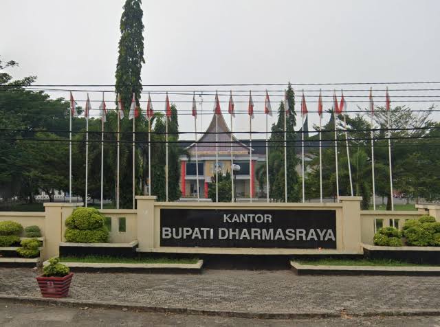 Dharmasraya Masuk 10 Besar Penilaian KI Sumbar — Namun Tantangan Menuju Kabupaten Informatif Belum Padam