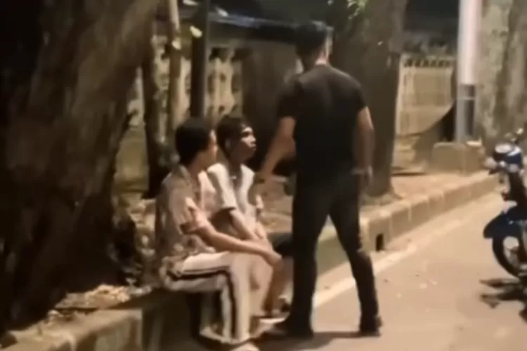 Salah Sasaran, Pemalak di Pantai Padang Palak Polisi