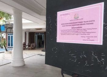 Kejari Padang Geledah Rumah dan Kantor BSN