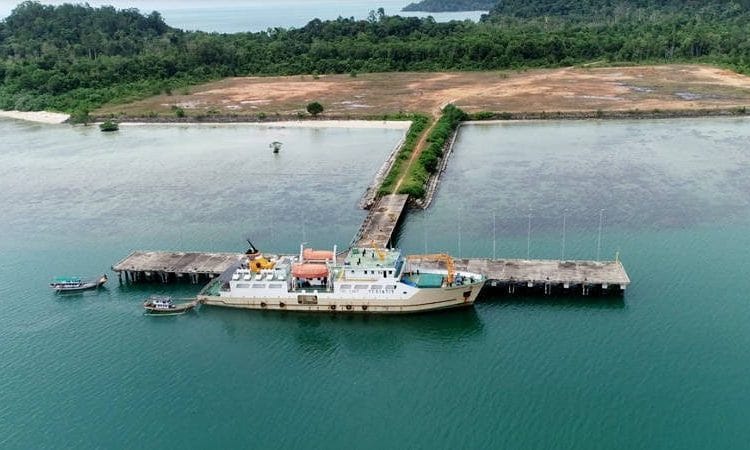 Pasaman Barat Alihkan 167 Hektare Hutan untuk Perluasan Pelabuhan Teluk Tapang