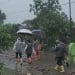 Gubernur Jalan Kaki ke Malalak Usai Galodo Terjang Permukiman