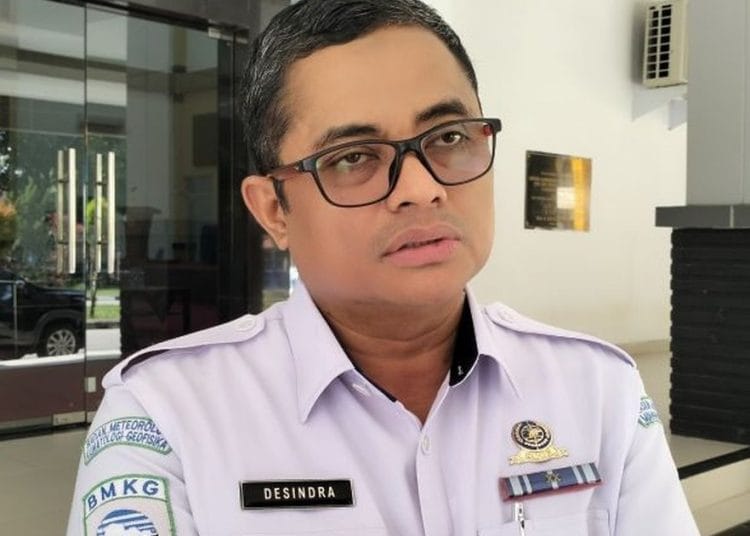 BMKG Ungkap Anomali Cuaca di Sumbar Akibat Dinamika Atmosfer