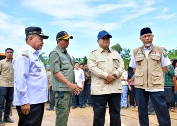 Prabowo Tinjau Palembayan, Huntara Ditargetkan Rampung Sebulan