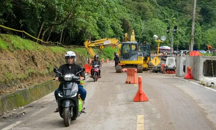 Lembah Anai Dibuka Khusus Motor, Target Roda Empat Melintas 16 Desember