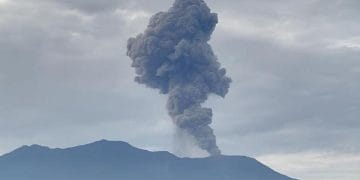 Marapi Erupsi Lagi, Abu 600 Meter di Udara — Apa Artinya untuk Warga Sumbar?