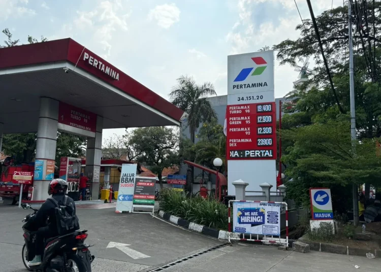 Harga BBM Naik Tajam, Beban Masyarakat atau Kebijakan Energi?